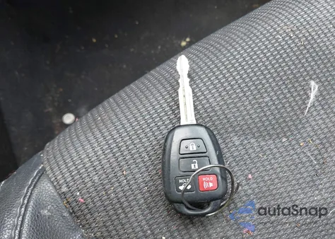 2016 Toyota Corolla S Plus z USA, uszkodzony, nr VIN 5YFBURHE8GP429839